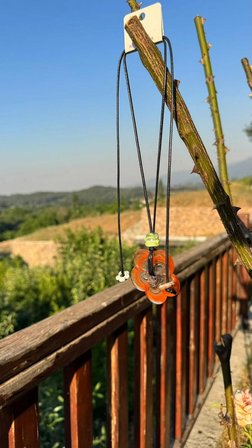 El Yapımı Cam Çiçek Kolye