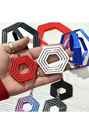 Geometrik Büyü: 3D Baskı İçi İçe Geçen Altıgen Anahtarlık (2'li Set)