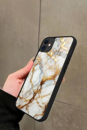 Apple iPhone 11 Uyumlu Beyaz&Altın Mermer Tasarımlı Parlak Silikon Kılıf