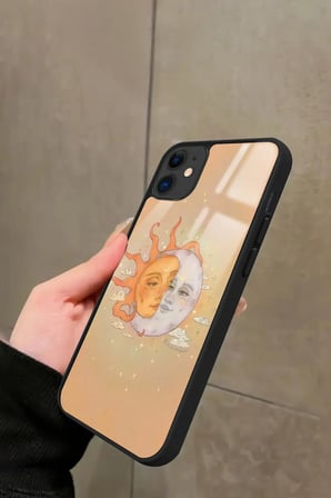 Apple iPhone 11 Uyumlu Güneş Tasarımlı Parlak Silikon Kılıf