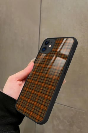 Apple iPhone 12 Uyumlu Kırmızı Kare Tasarımlı Parlak Silikon Kılıf