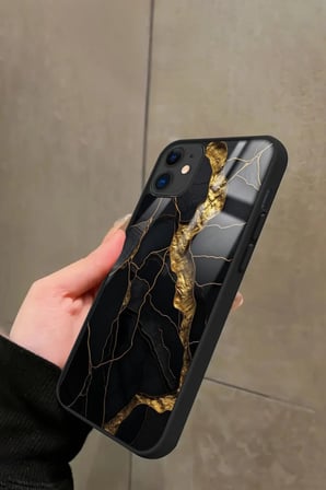Apple iPhone 12 Uyumlu Siyah Mermer Tasarımlı Parlak Silikon Kılıf