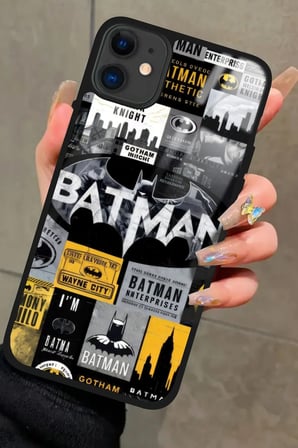 Apple iPhone 12 Uyumlu Batman Tasarımlı Parlak Silikon Kılıf