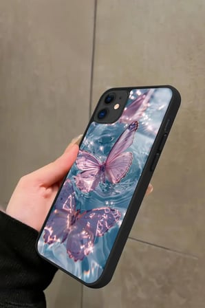 Apple iPhone 12 Uyumlu Pembe Kelebek Tasarımlı Parlak Silikon Kılıf