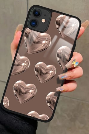 Apple iPhone 12 Uyumlu Kahverengi Kalp Tasarımlı Parlak Silikon Kılıf