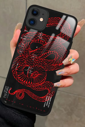 Apple iPhone 12 Uyumlu Dragon Tasarımlı Parlak Silikon Kılıf