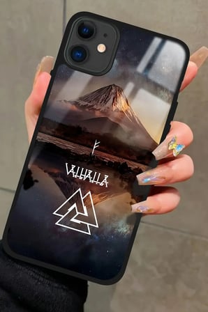 Apple iPhone 12 Uyumlu Valhalla Tasarımlı Parlak Silikon Kılıf