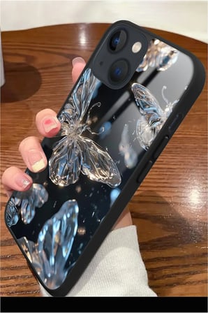 Apple iPhone 13 Uyumlu Beyaz Kelebek Tasarımlı Parlak Silikon Kılıf