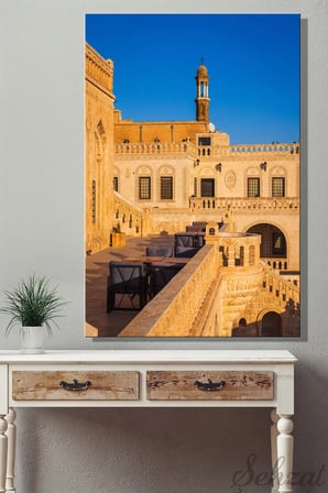 Dikey Kanvas Duvar Tablosu Tekli Salon Ofis Mardin Midyat Konuk Evi Geleneksel Taş Mimari