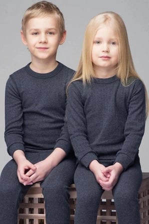 Thermoform Unisex Çocuk Gri Renk Termal İçlik Takım Aktivite Giysisi Soğuk Koruma Gün Boyu
