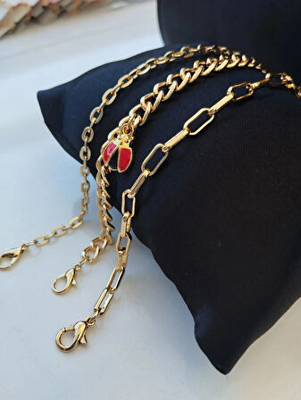 ZİNCİR DETAYLI UĞUR BÖCEKLİ ÇOKLU BİLEKLİK