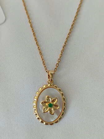 Oval Yeşil Taşlı Çiçek Desenli Altın Kaplama Kolye, Sedef Beyazı Madalyon Kolye, Metal Zincir