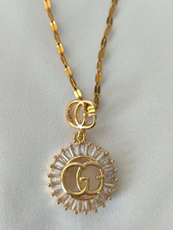 Lüks Kristal Taşlı GG Logo Kolye, Altın Kaplama Zincir, Yuvarlak Madalyon Tasarım