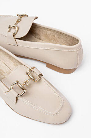 303 Bej Toka Aksesuarlı Günlük Kadın Babet