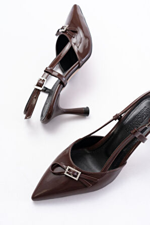 İNF-2300 Kahve Rugan Günlük Arkası Açık Fiyonklu Topuklu Kadın Ayakkabı