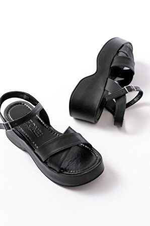 24414-1005 Siyah Günlük Çapraz Dolgu Topuk Kadın Sandalet