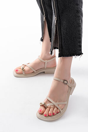 S-101 Bej Parmak Arası Taş Detaylı Günlük Kadın Sandalet