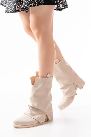 270-3045 Bej Günlük Kadın Bot