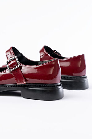 YSN-4444 Bordo Rugan Günlük Kadın Ayakkabı