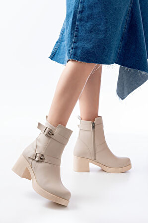 5109-3027 Bej Topuklu Fermuarlı Günlük Kadın Bot