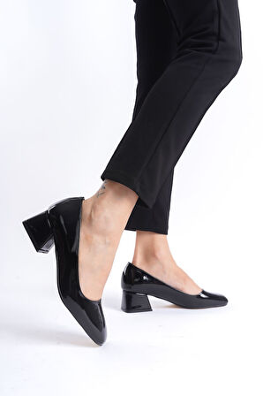 Clay Kadın Siyah Rugan Topuklu Ayakkabı