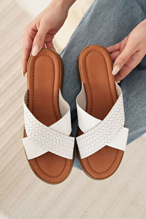 Fayn Beyaz Hakiki Deri Terlik