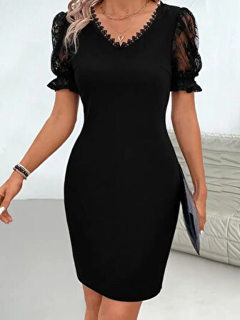 Kadın Kısa Kollu V Yakalı Dantel Detaylı Kısa Ithal Krep Elbise