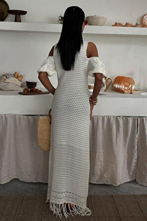 Omuz Detaylı Etek Ücü Püsküllü Triko Elbise 2862