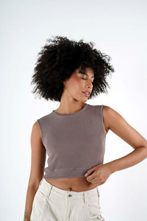 ALEXANDERGARDI BİSİKLET YAKA KOLSUZ FİTİLLİ CROP T-SHİRT (B24-00219)