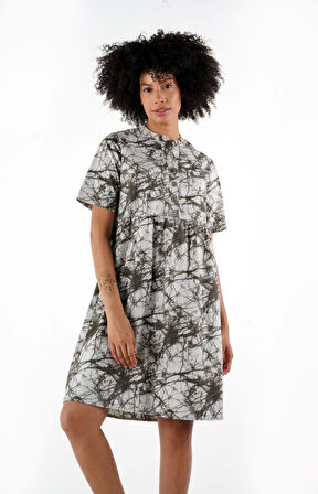 ALEXANDERGARDI DESENLI DÜĞMELİ HAKİM YAKA COMFORT ELBİSE (B24-384 00)