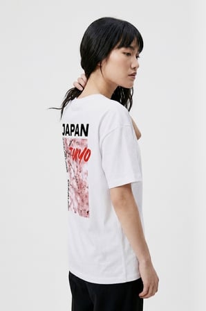 Unisex Beyaz Oversize Tişört - Minimal Tokyo Tipografi Baskılı Beyaz / M