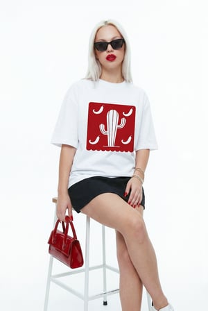 Kadın Beyaz Kırmızı Kaktüs Desenli Bisiklet Yaka Oversize T-shirt Beyaz / 4XL