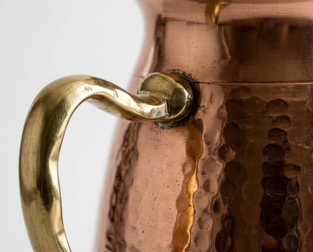 Aura Copper Klasik Kapaklı Ağır El İşlemeli Bakır Sürahi 2,5 L 1,2 mm İçi Kalaylı Sc-00001