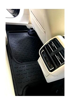 Volkswagen Passat B8 Uyumlu Paspas 2015 Sonrası 4d Havuzlu Paspas Siyah