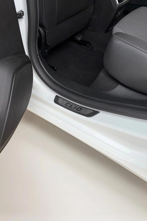 RENAULT CLİO 5  Krom Kapı Eşik Koruması 2019 VE ÜZERİ Tüm Modeller ile uyumlu 4 parça