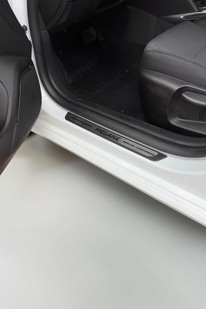 RENAULT MEGANE SD/HB  Krom Kapı Eşik Koruması 2010 VE ÜZERİ Tüm Modeller ile uyumlu 4 parça