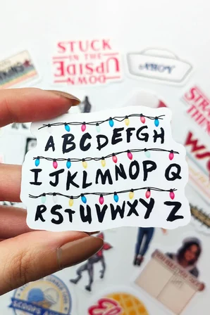 Stranger Things Sticker Paketi 23 Parça Kaliteli Su Geçirmez Laptop Telefon Termos Etiket Seti