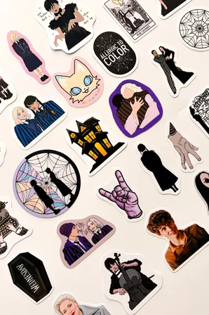 Wednesday 30 Parça Sticker Paketi Suya Dayanıklı Laptop Termos Telefon Etiket Seti