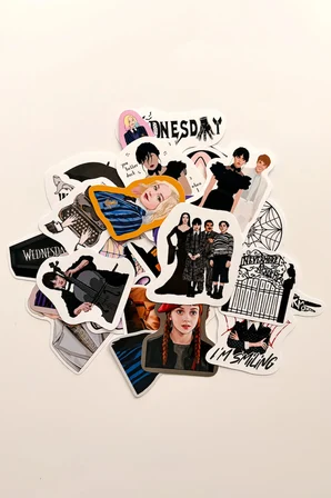 Wednesday 30 Parça Sticker Paketi Suya Dayanıklı Laptop Termos Telefon Etiket Seti