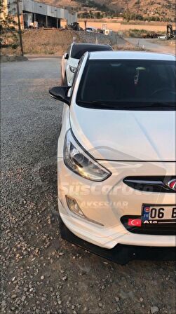 Hyundai Accent Blue Sinyalli Batman Yarasa Ayna Kapağı Piano Black ABS Plastik