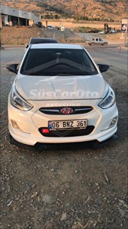 Hyundai Accent Blue Sinyalli Batman Yarasa Ayna Kapağı Piano Black ABS Plastik