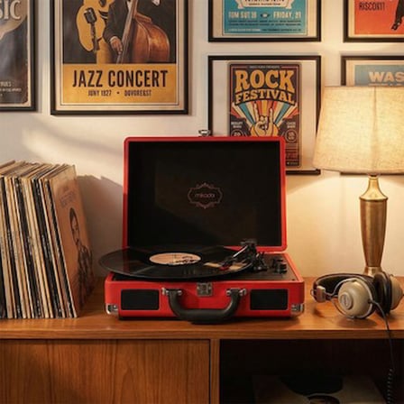 Kırmızı Turntable ve Bluetooth Destekli Müzik Sistemi