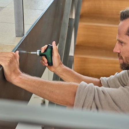 Bosch T Saplı Tornavida UCU-1600A02Z9S Yüksek Kaliteli Çelik Malzeme ile Dayanıklı ve Ergonomik