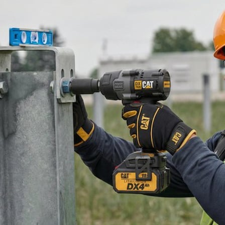 18V 4.0 Ah Çift Akülü ile Yüksek Güç ve Dayanıklılık