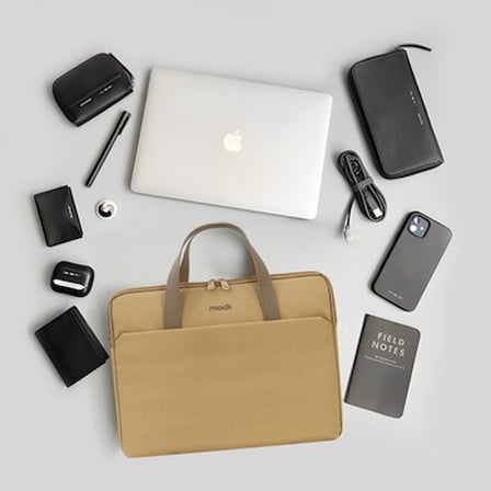 15.6" Notebook Çantası, Ergonomik ve Koruyucu Tasarım
