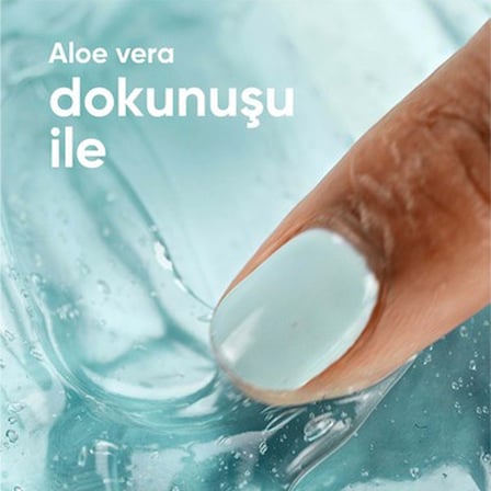 Gillette Venus Bikini Bölgesine Özel Cilt Koruma Bariyerli Kadın Tıraş Başlığı 3'lü Paket – Hassas