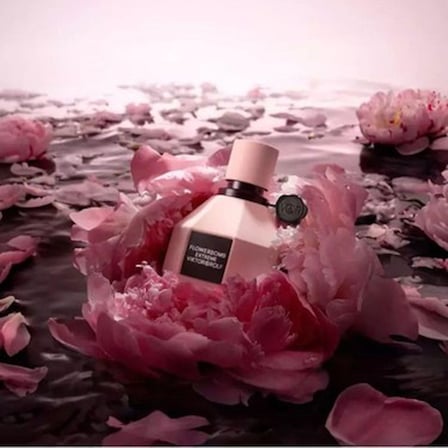 100 ml Kadın Parfümü ile Çiçeksi ve Yoğun Bir Deneyim