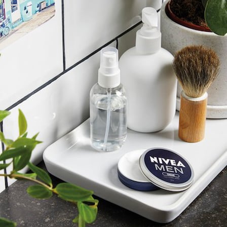 NIVEA Men Creme Erkek Bakım Kremi 75ml,El, Yüz ve Vücut Nemlendirici Krem, Hızlı Emilir, Yapışkan