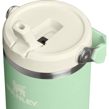 0.89 Litre Yeşil Pipetli Termos ile Ferah İçecek Deneyimi