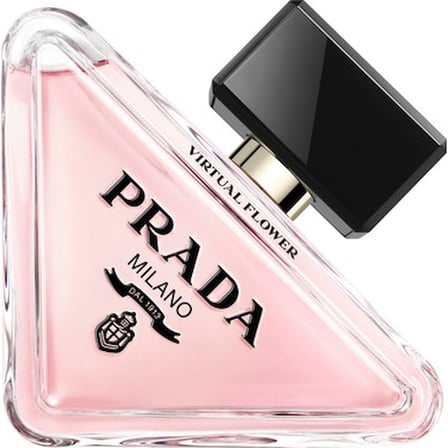 90 ml Kadın Parfümü ile Yenilikçi ve Çiçeksi Koku